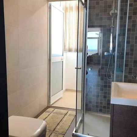 2 Bedroom Penthouse ,sea View * Is-Swieqi
